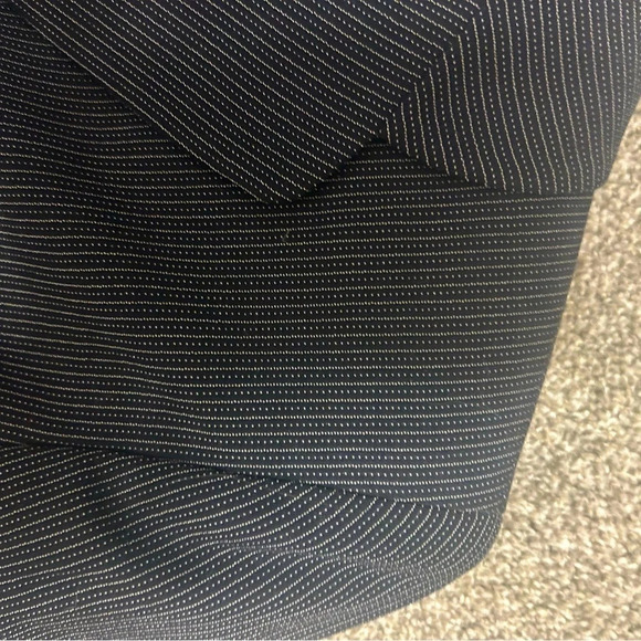 Ann Taylor NWT 8p 4 button blazer - Picture 4 of 6